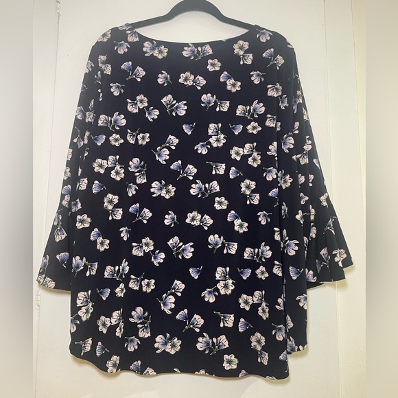 Floral Print Navy 3/4 Sleeve Top 2XL - Picture 2 of 8